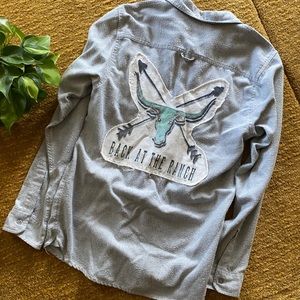 Flannel. Men’s medium.